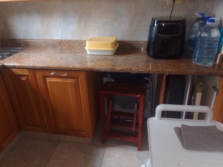 To Let 3 Bedroom Property for Rent in Selborne Eastern Cape